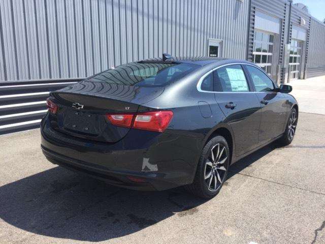 Chevrolet Malibu 2017 photo 5